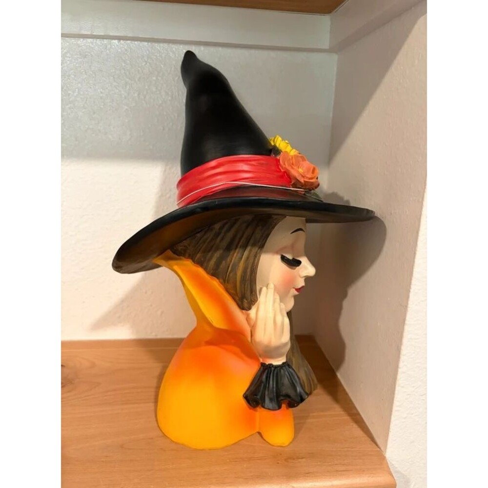 Halloween Witch Head Decor with Black Hat, Flowers & Spider NWT - Picture 3 of 6
